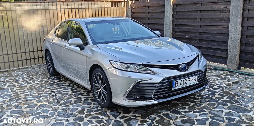 Toyota Camry 2.5 Dynamic - 1