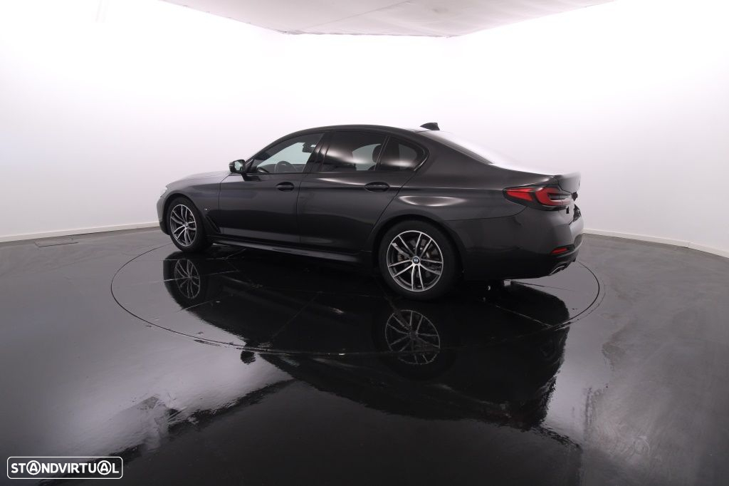 BMW 520 d Pack M Auto - 4