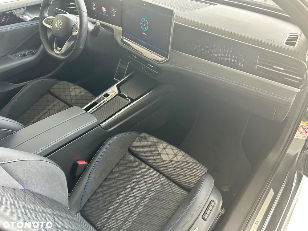 Volkswagen Passat - 17
