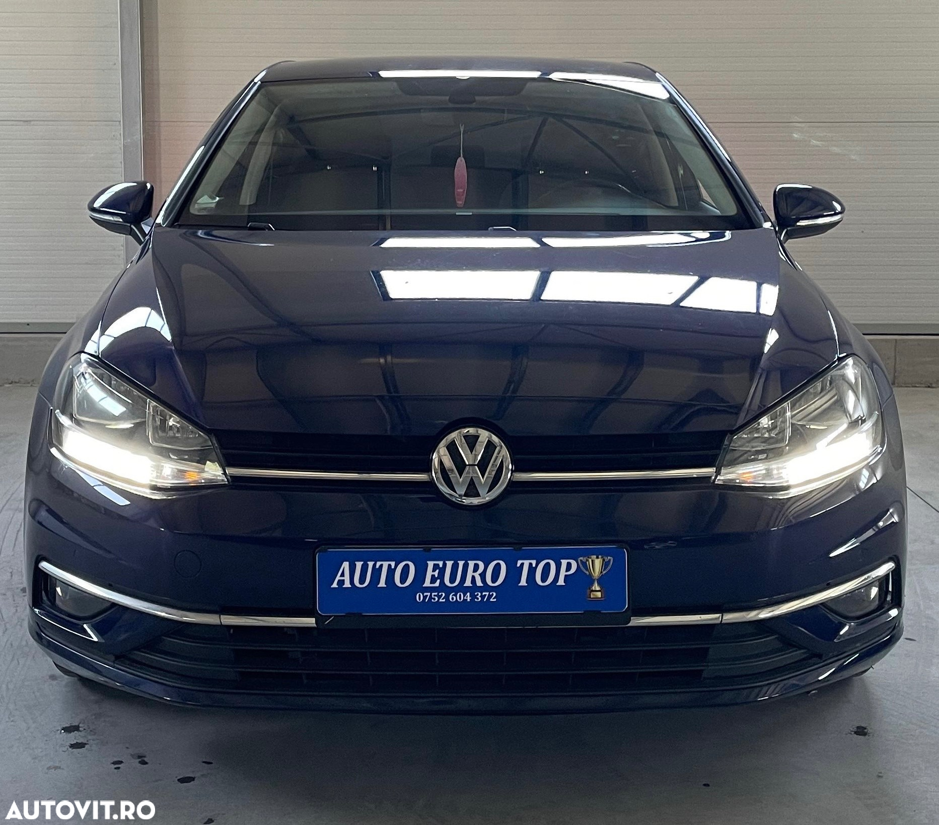 Volkswagen Golf 2.0 BlueTDI DSG Comfortline - 8