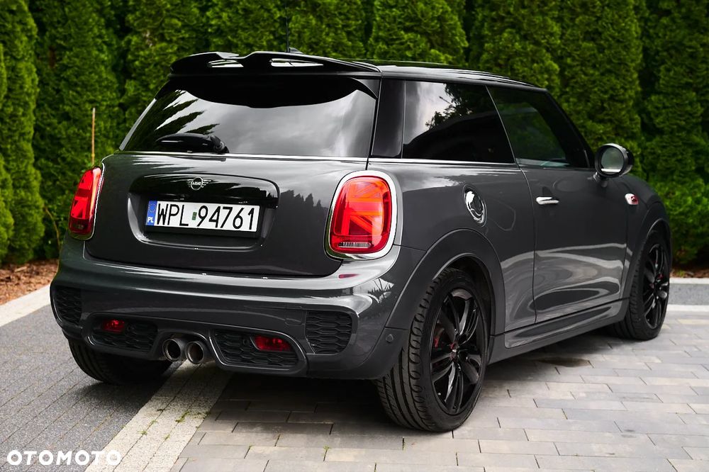 MINI John Cooper Works - 11