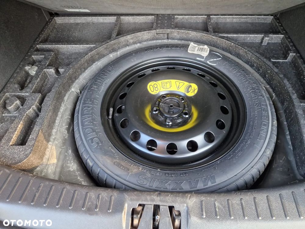 Ford Kuga - 39