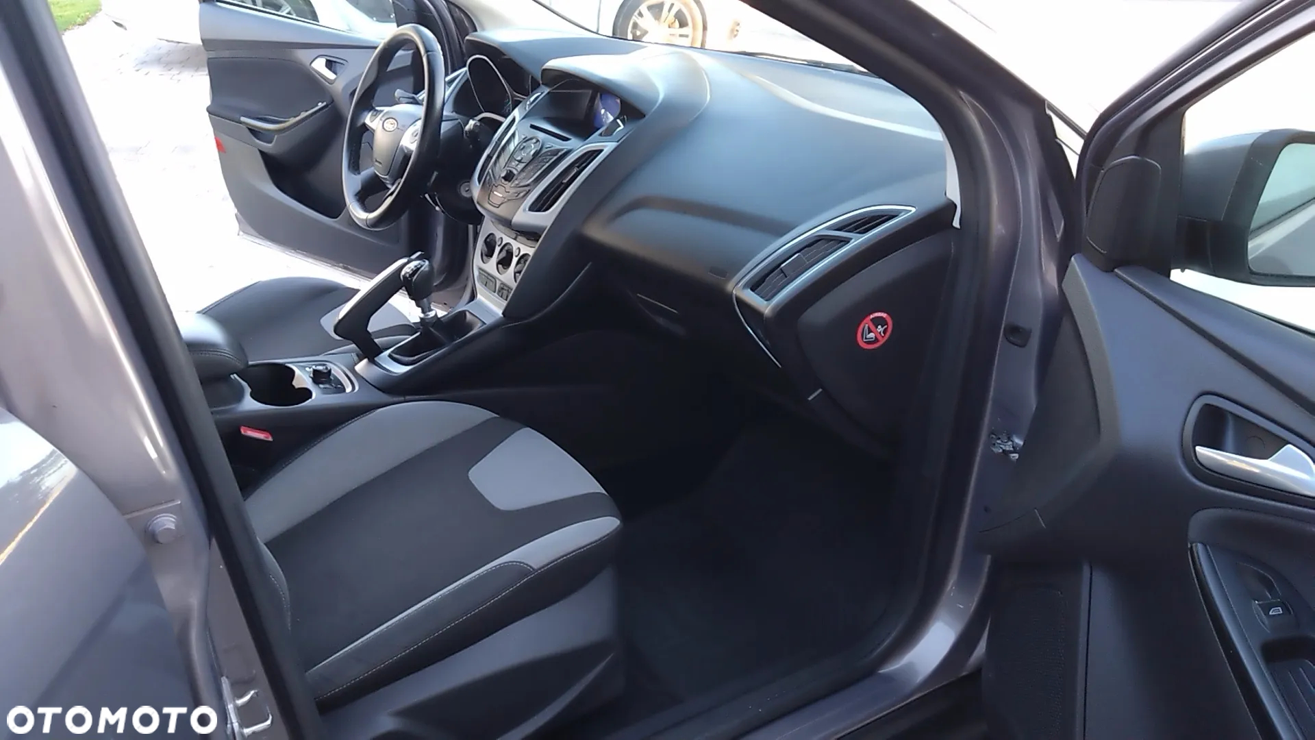 Ford Focus - 15