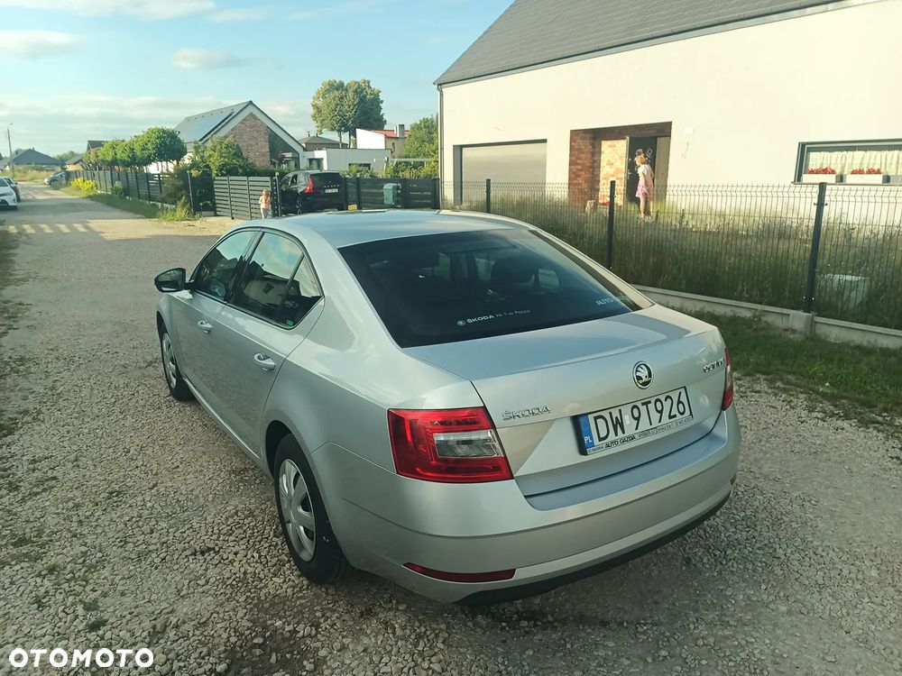 Skoda Octavia 1.6 TDI Ambition - 14