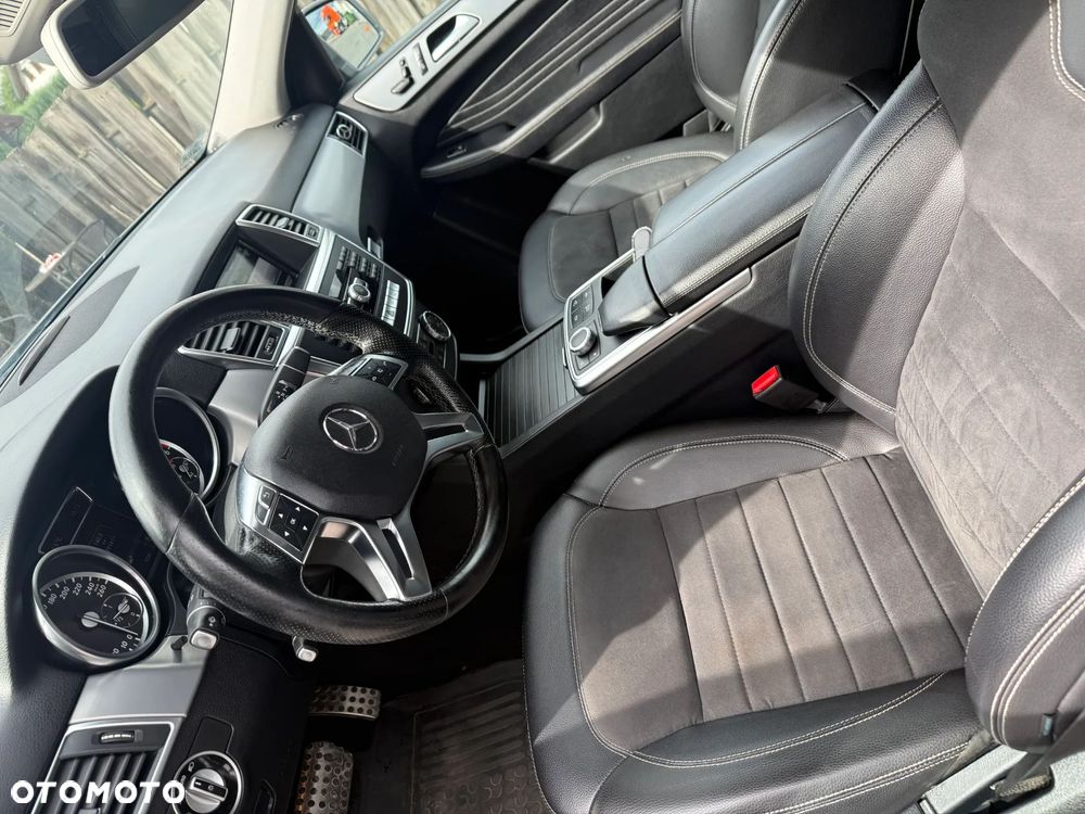 Mercedes-Benz ML - 4