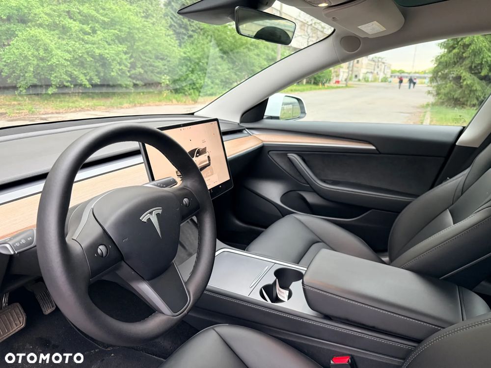 Tesla Model 3 RWD Premium - 12
