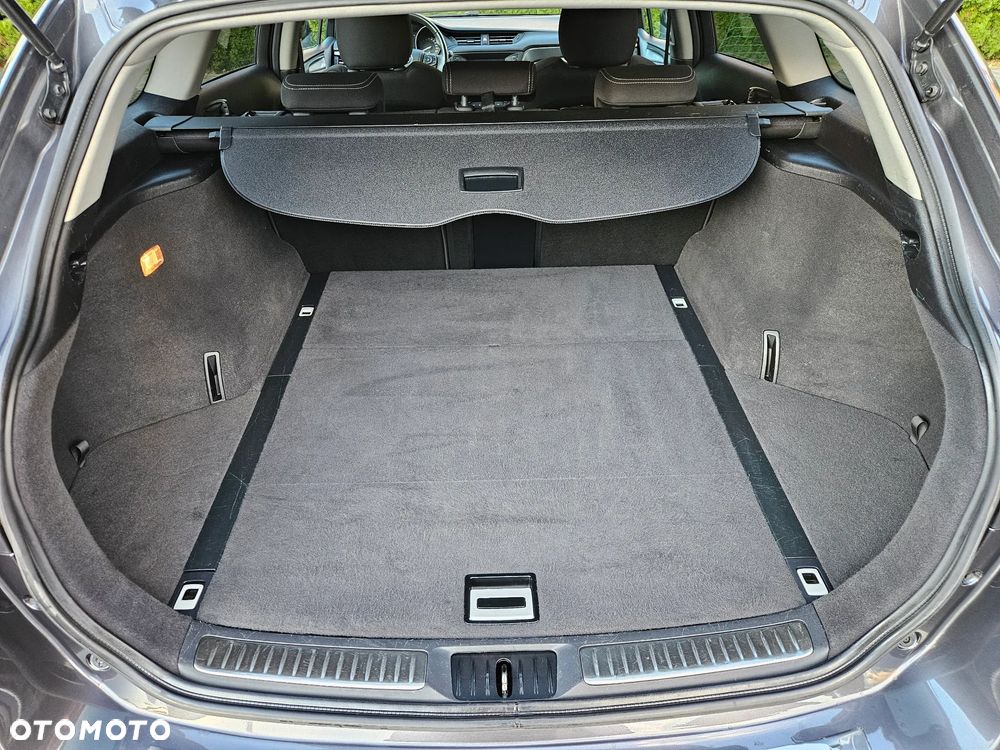 Toyota Avensis - 18