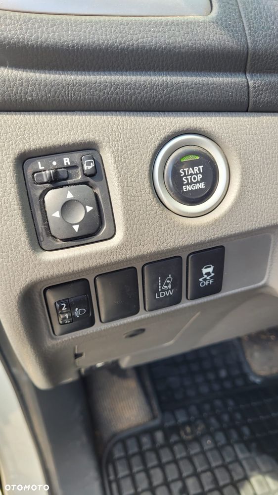 Mitsubishi L200 2.4 d DC Instyle Premiere Edition - 8