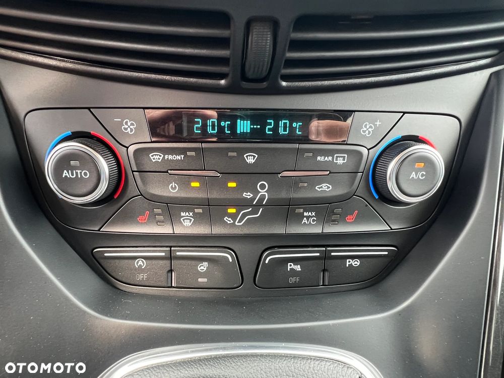 Ford Kuga 1.5 EcoBoost 2x4 SYNC - 26