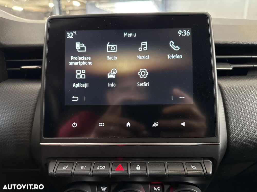 Renault Clio - 20