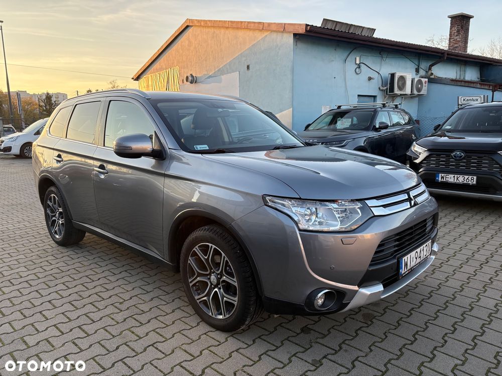Mitsubishi Outlander 2.2 DID Intense + - 2