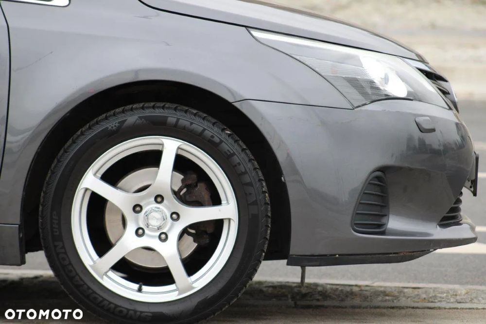 Toyota Avensis 1.6 Business Edition - 29