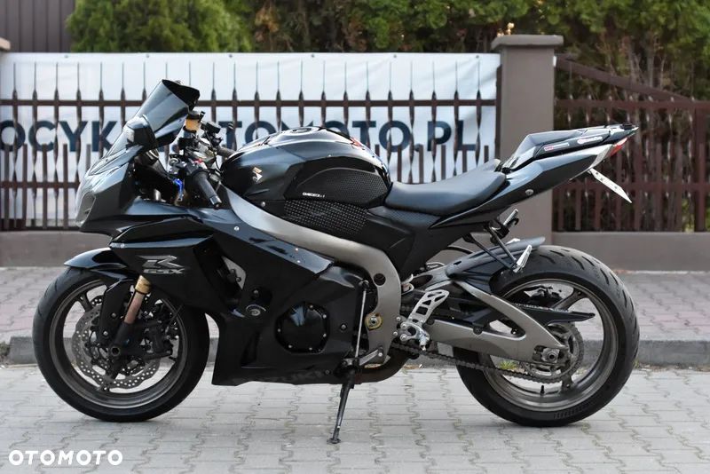 Suzuki GSX-R - 22