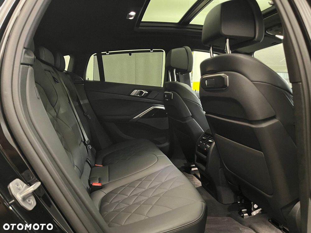 BMW X6 xDrive40d mHEV - 35