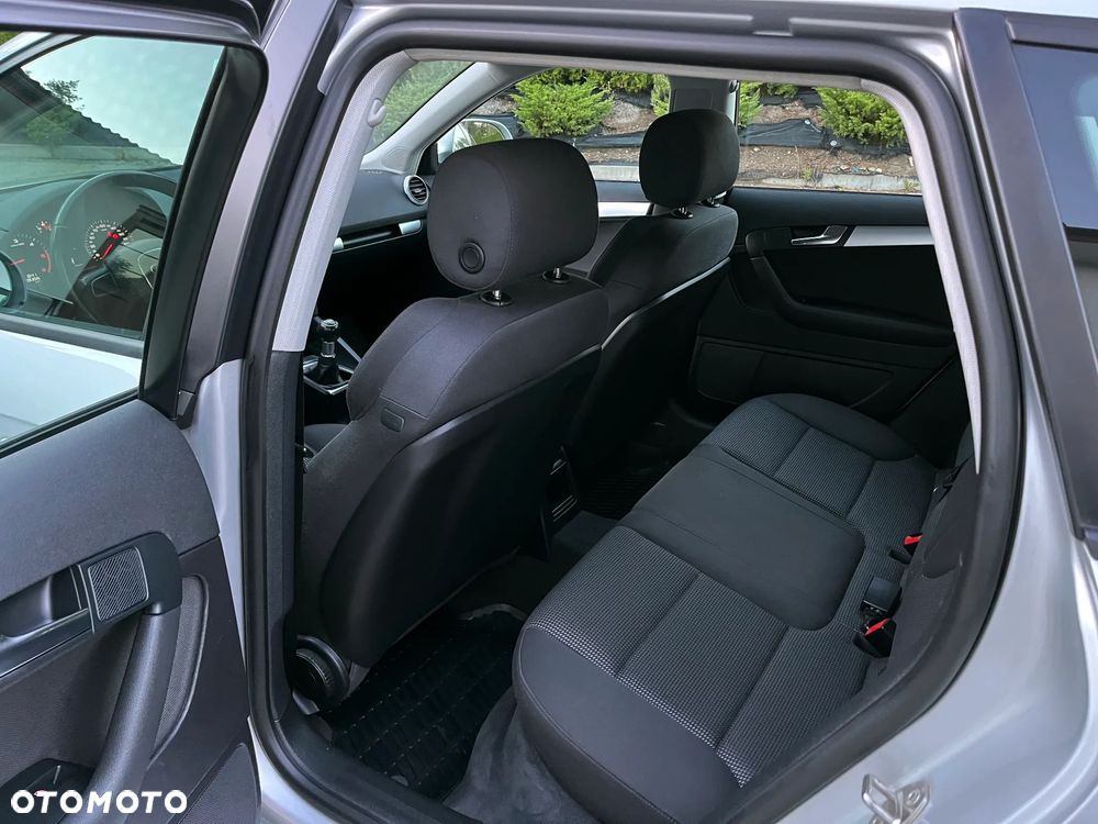 Audi A3 Sportback 2.0 TDI S line Sportpaket plus - 9