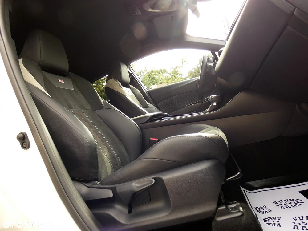 Toyota C-HR 1.8 Hybrid GR Sport - 24