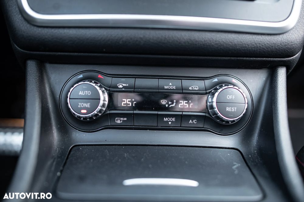 Mercedes-Benz CLA 220 d 4Matic 7G-DCT AMG Line - 13