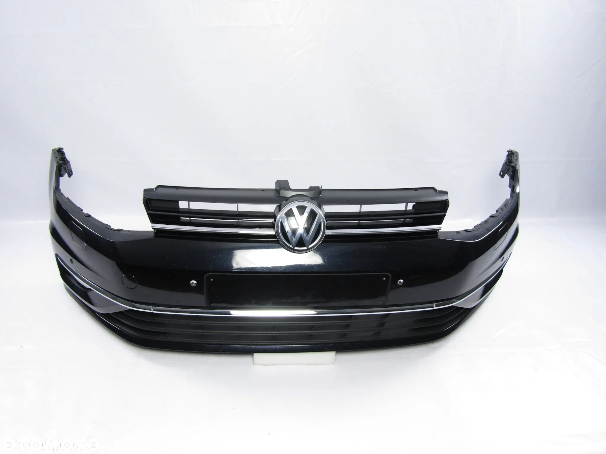 Zderzak przedni VW Golf 7 17 - 20 Sprysk. / Pdc-6 LC9X - 5