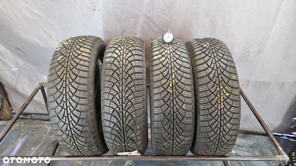 2x 185/60/15 Goodyear Ultragrip 9// JAK NOWE/SUPER STAN/WYSYŁKA - 1