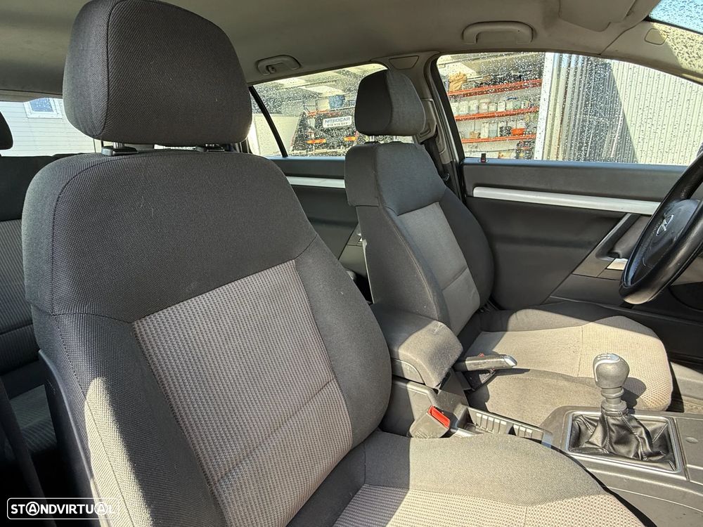 Opel Vectra Caravan 1.9 CDTi Comfort - 13