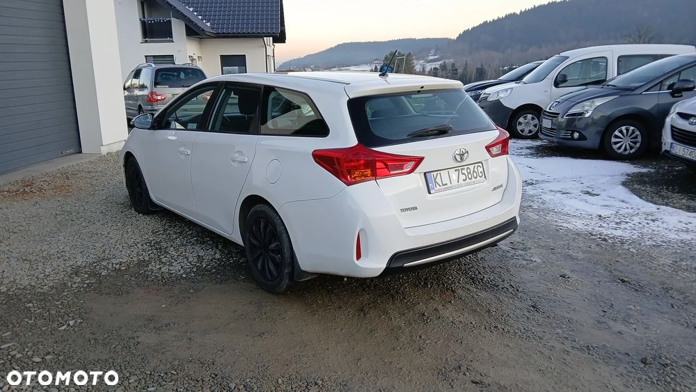Toyota Auris 1.4 D-4D Life - 7
