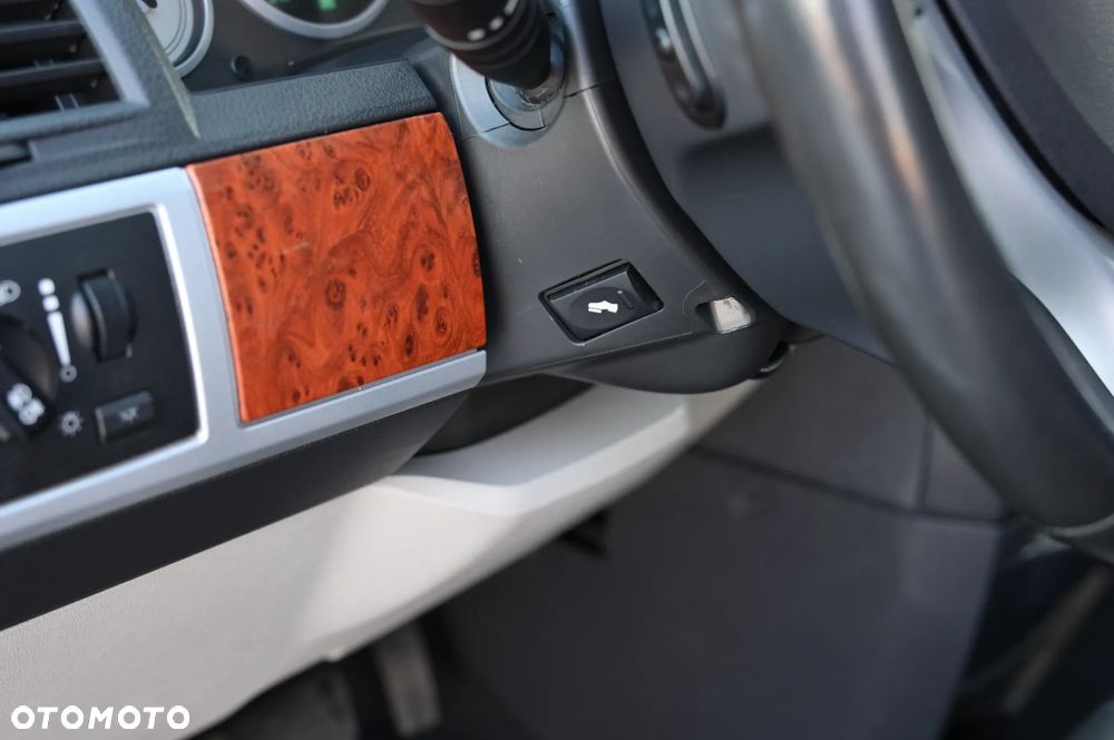 Chrysler Grand Voyager 2.8 CRD Automatik Limited - 19