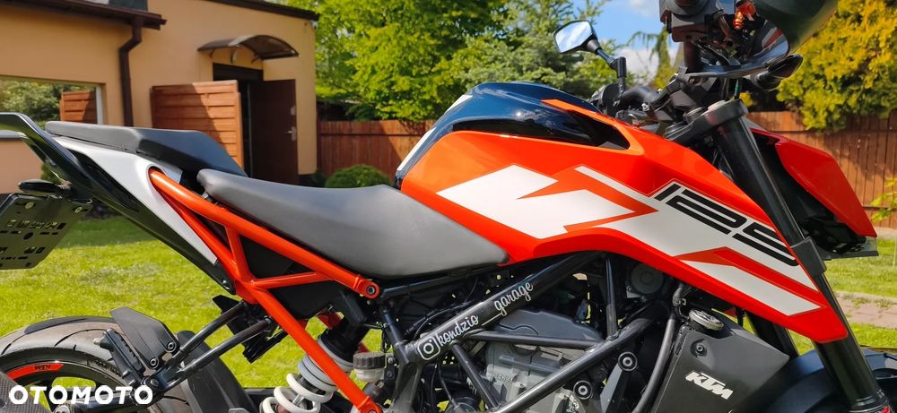 KTM Duke 125 - 23