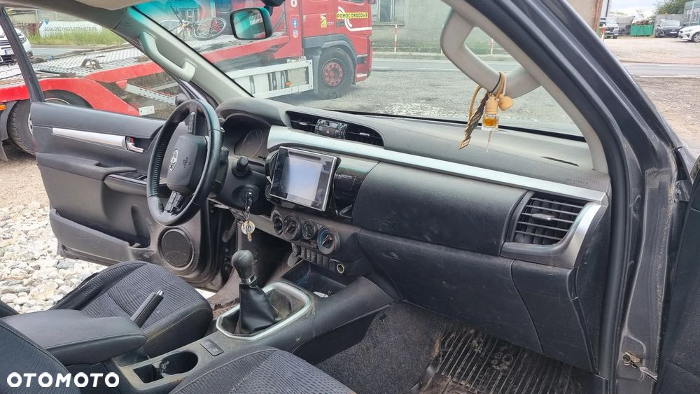 Toyota Hilux 4x4 Double Cab Executive - 22