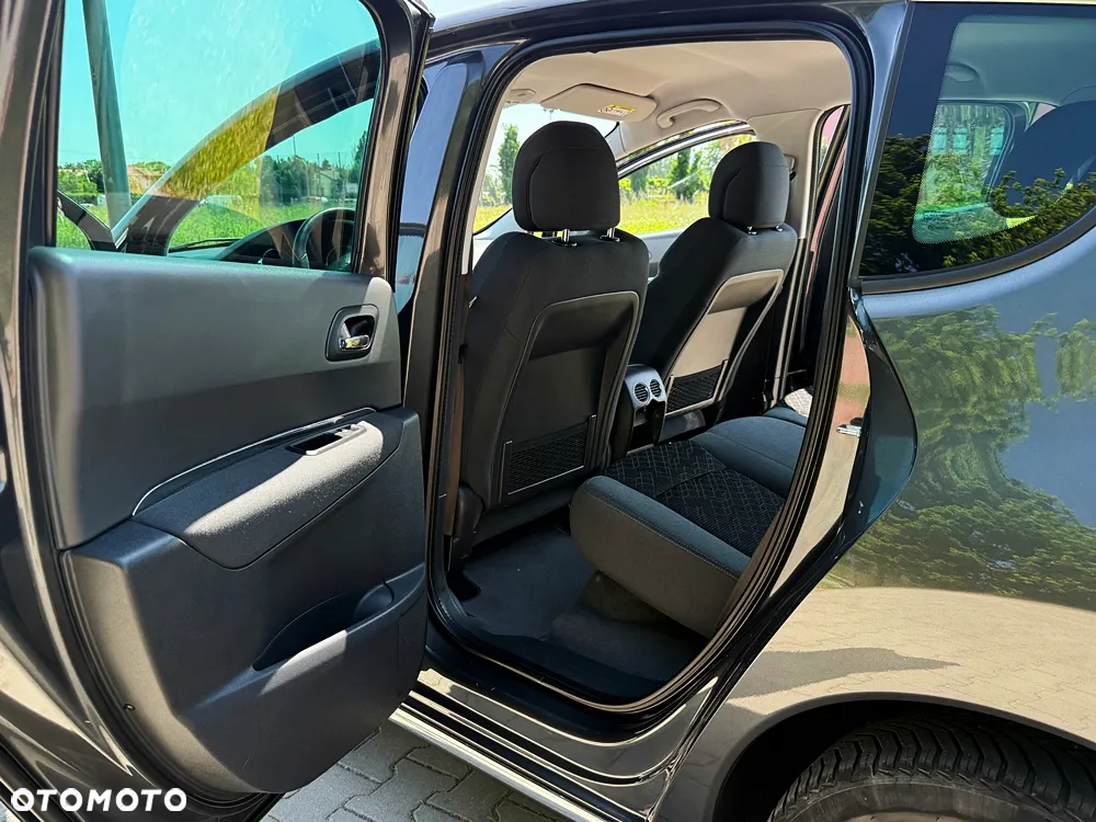 Peugeot 3008 1.6 HDi Style - 27