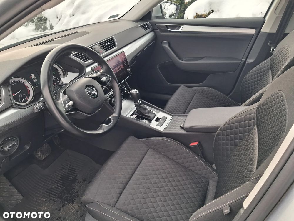 Skoda Superb 1.5 TSI Ambition DSG - 12