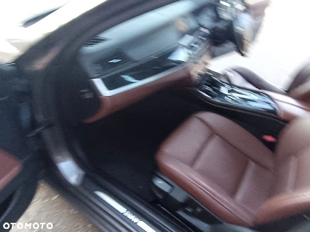 BMW Seria 5 520d - 15