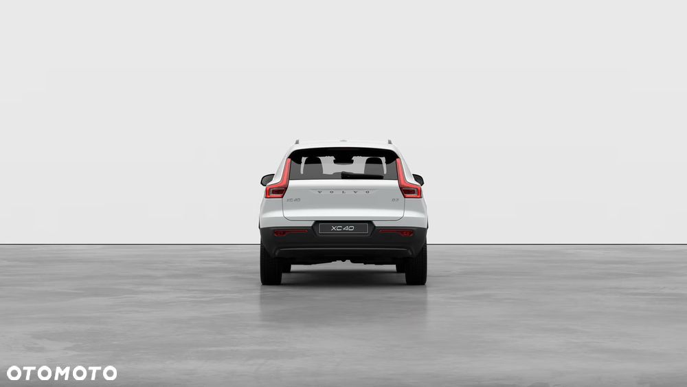 Volvo XC 40 B3 Plus Dark - 7