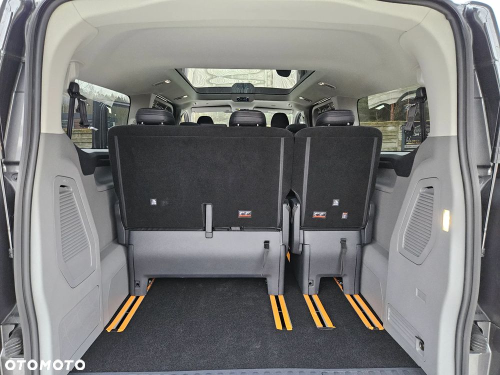 Ford Tourneo Custom 2.0 EcoBlue 320 L2 Titanium - 22