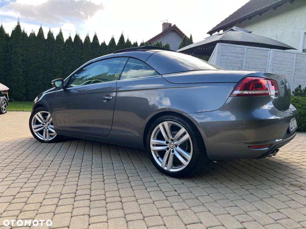 Volkswagen Eos 2.0 TSI Exclusive - 22