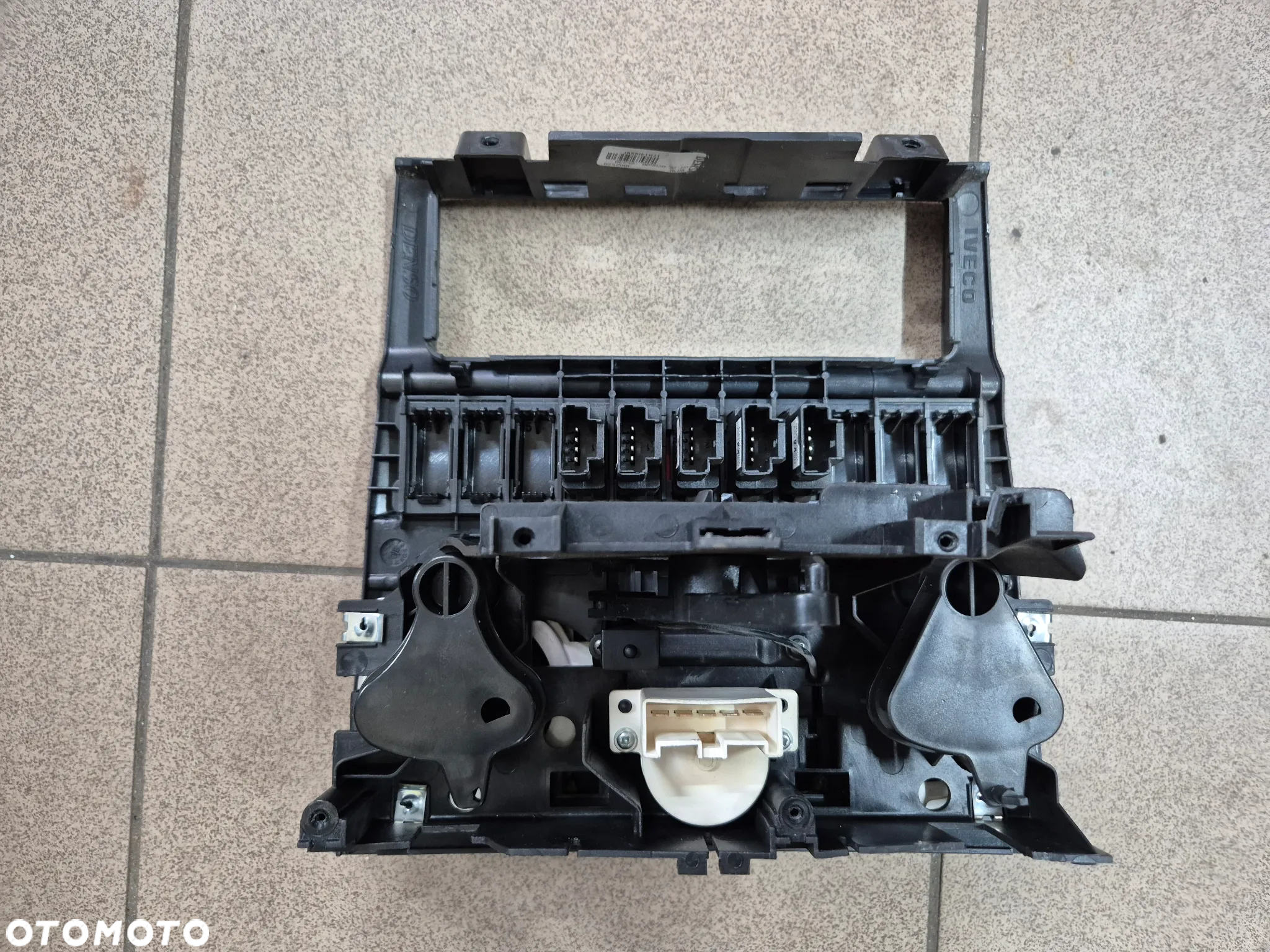 PANEL OGRZEWANIA WENTYLACJI IVECO DAILY IV  06-13r. - 2