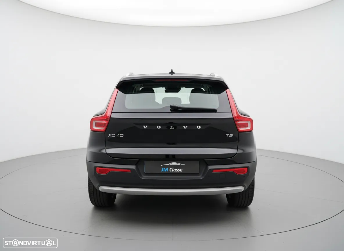 Volvo XC 40 1.5 T2 Momentum Plus - 5
