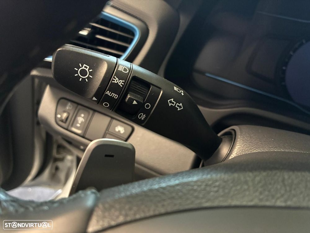 Hyundai Ioniq 1.6 GDI HEV - 28