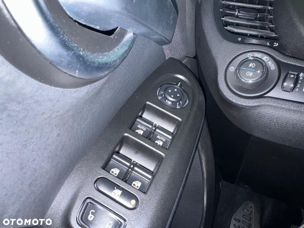 Fiat 500X 1.4 MultiAir Cross Traction+ - 23