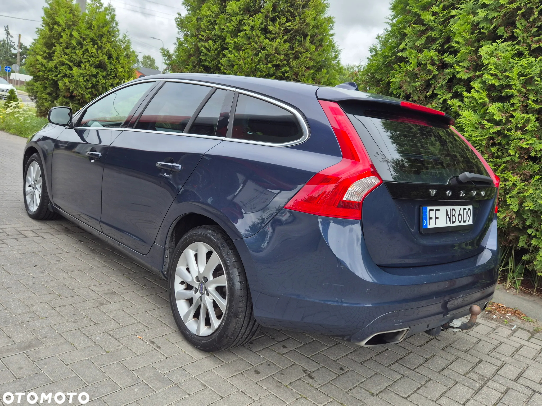 Volvo V60 D4 Drive-E Dynamic Edition (Momentum) - 9