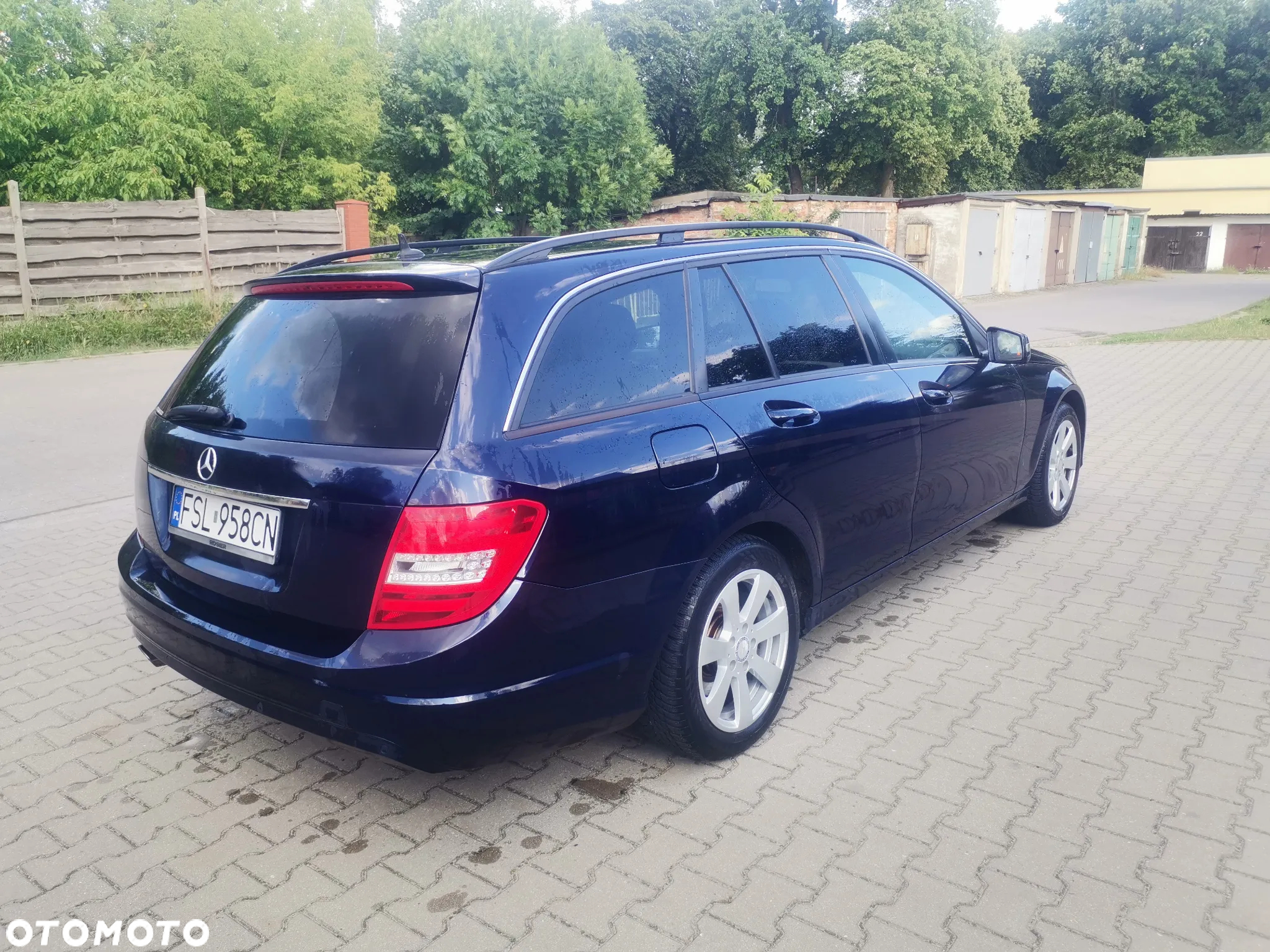 Mercedes-Benz Klasa C 220 CDI BlueEff Avantgarde - 22