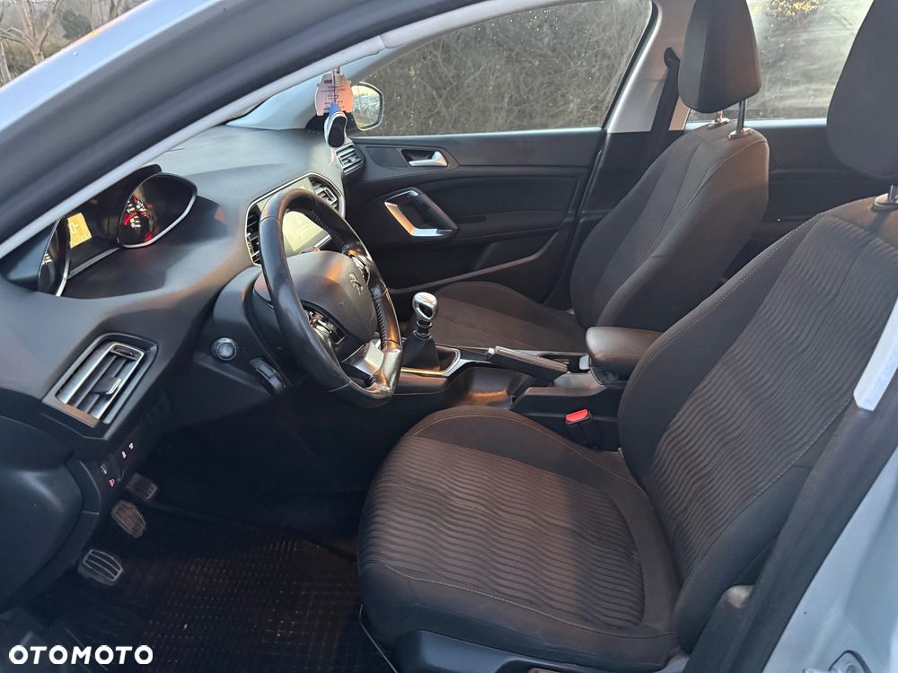 Peugeot 308 1.6 BlueHDi Active S&S - 21