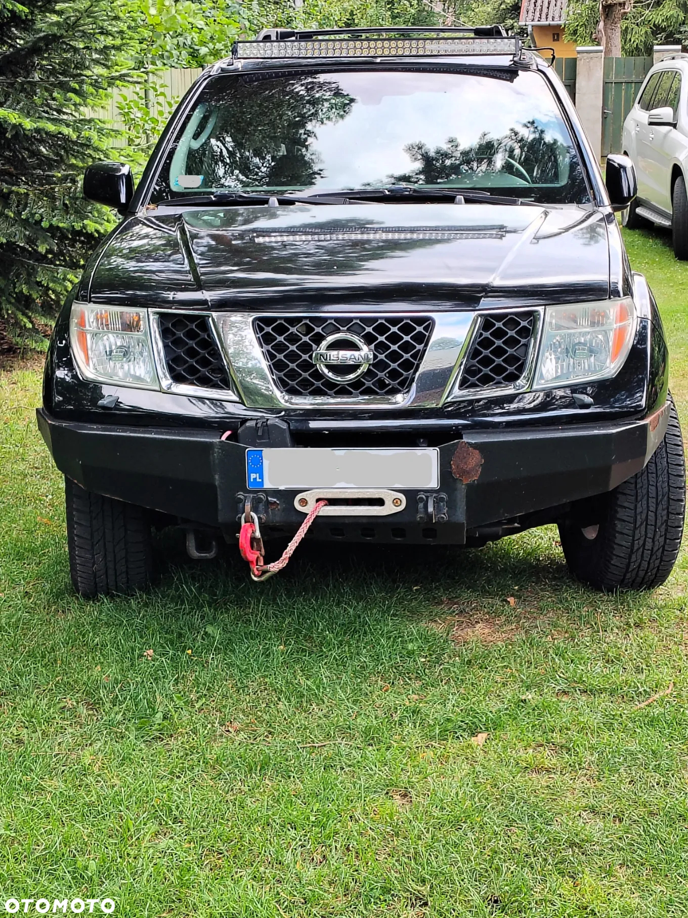 Nissan Pathfinder 4.0 V6 LE - 28
