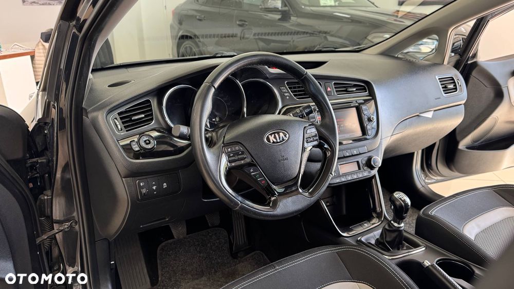 Kia Ceed 1.6 CRDi S - 23