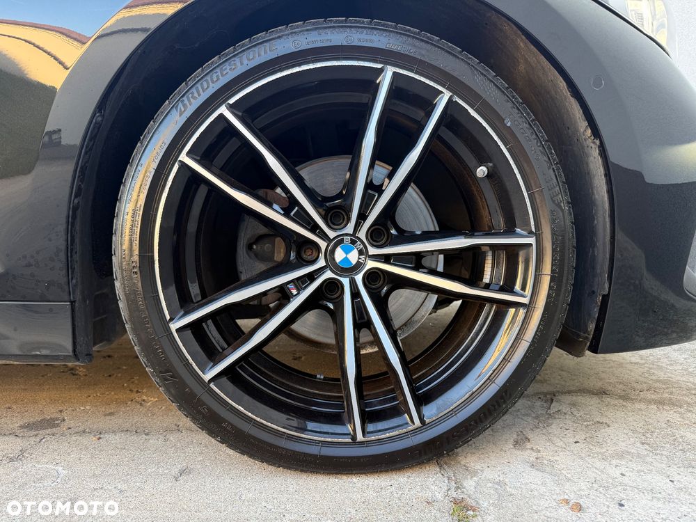 BMW Seria 3 320d xDrive M Sport sport - 10