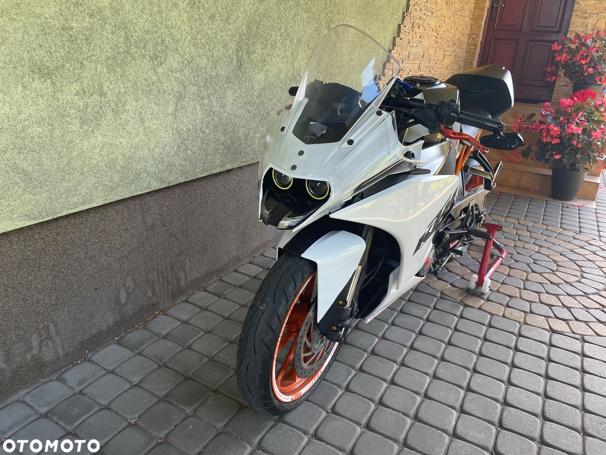 KTM RC 125 - 1
