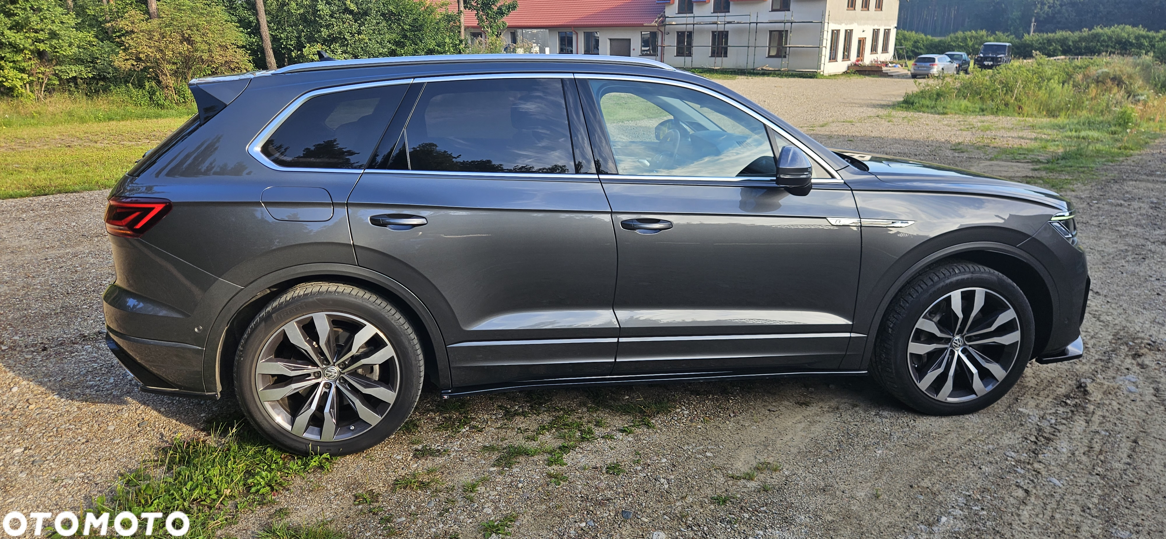 Volkswagen Touareg 4.0 V8 TDI SCR 4Mot R-Line - 11