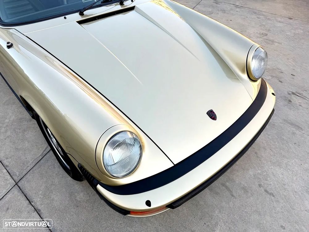 Porsche 911 Série G - 35