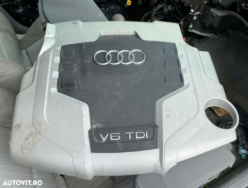 vând usa STG fata  aripa Dr .geam .mâner broasca macara plafon airbag cortina modul luneta audi A4 B8 2.7 TDI - 16