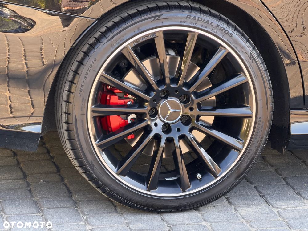 Mercedes-Benz Klasa C AMG 43 4Matic 9G-TRONIC - 21