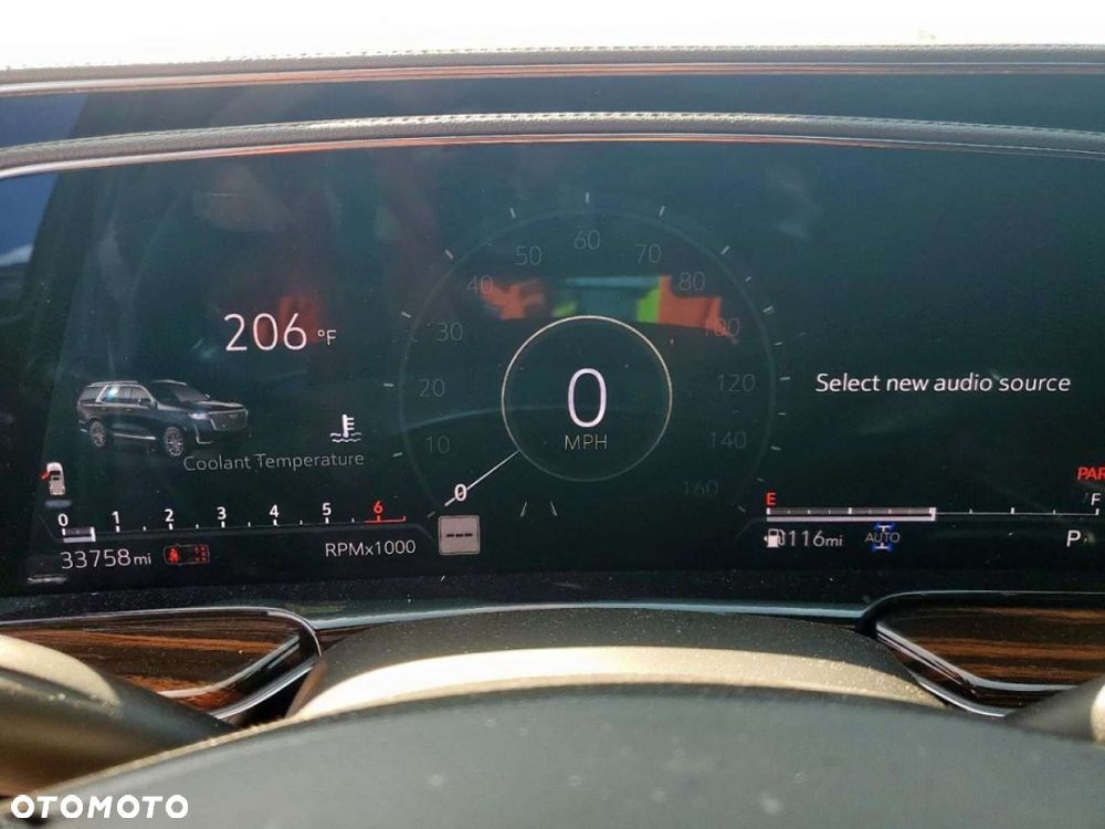 Cadillac Escalade - 11